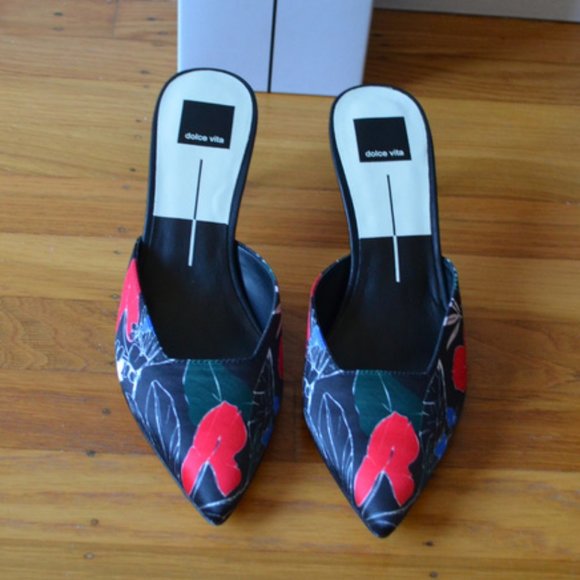 DOLCE VITA Black Floral Printed Satin Stiletto Heel Sandals - Picture 8 of 8